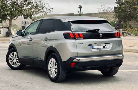 2020 / PEUGEOT 3008 DIESEL mutation 3mois image 4