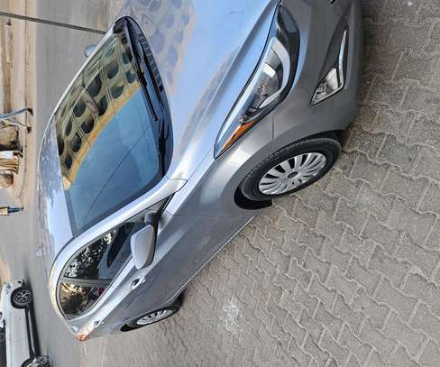 hyundai elantra image 7