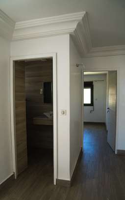 Villa 4 Chambres à Louer – Almadies, Résidence Sécurisée image 3
