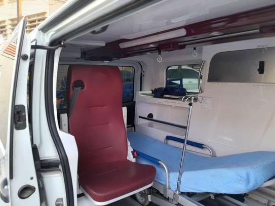 Renault trafic 2016 image 11