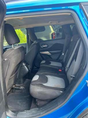 Jeep Cherokee 2018 image 12