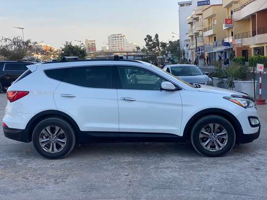 Hyundai Santafe venant 2014 2.0L 4x4 image 2