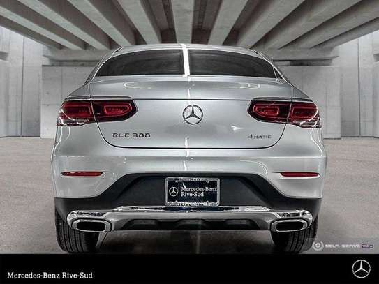 Mercedes glc coupe 2022 image 7