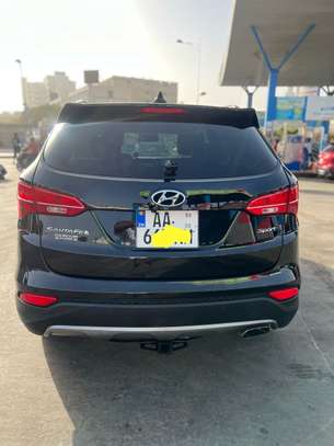 Hyundai Santa Fe image 6