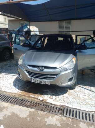 Hyundai tucson 2012 image 2
