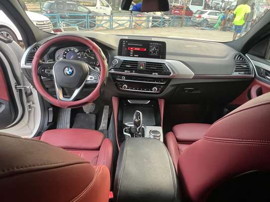 BMW X4 2019 image 8