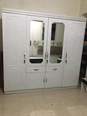 Armoire 4 porte image 1
