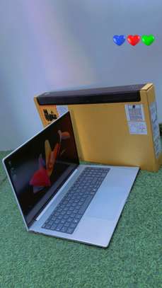HP EliteBook 8 G1a – 16” image 5