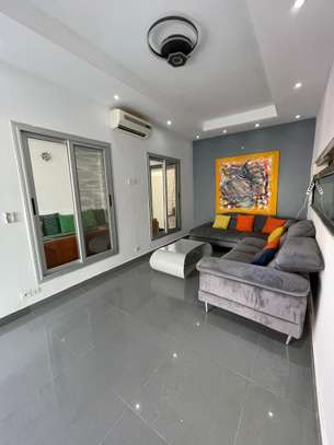 Duplex à louer avec piscine privée image 10