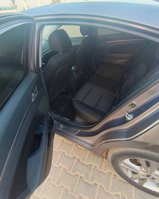 HYUNDAN ELANTRA 2017 image 7