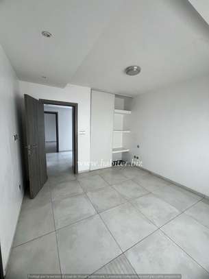 Appartement à louer à yoff Onomo image 1