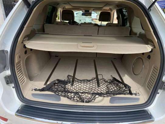 Jeep image 8