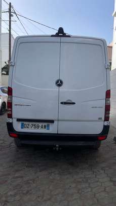 Mercedes benz sprinter image 5