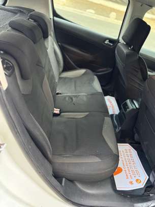 Peugeot 308 image 3
