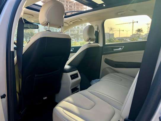 2019 Ford Edge Titanium image 5