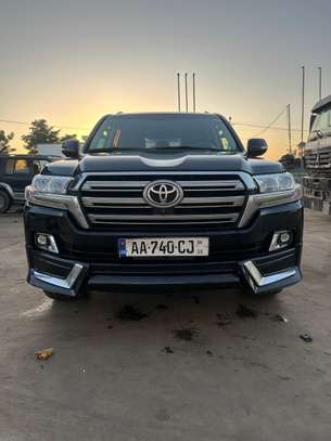 Toyota land cruiser 2020 image 4