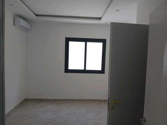 une duplex 5 chambres mermoz image 8
