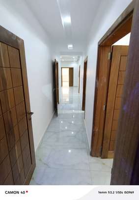 Appartement à louer au Point E image 2
