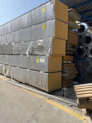 Panneaux sandwich isolants standard jaune blanc robustes image 2