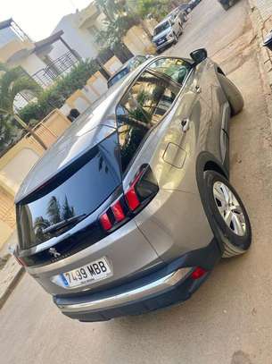 Peugeot 3008 2019 image 6
