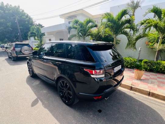 RANGE ROVER SPORT image 7