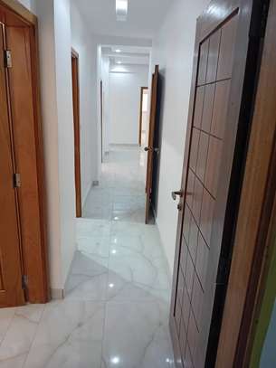 APPARTEMENTS F5 POINT E image 7