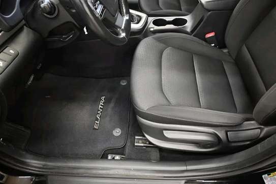 Hyundai Elantra 2017 image 7
