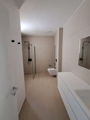 NGOR ZONE DE RECASEMENT : 220 M2 DE LUMINOSITÉ image 11