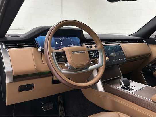 Land Rover Ranger 2024 image 11