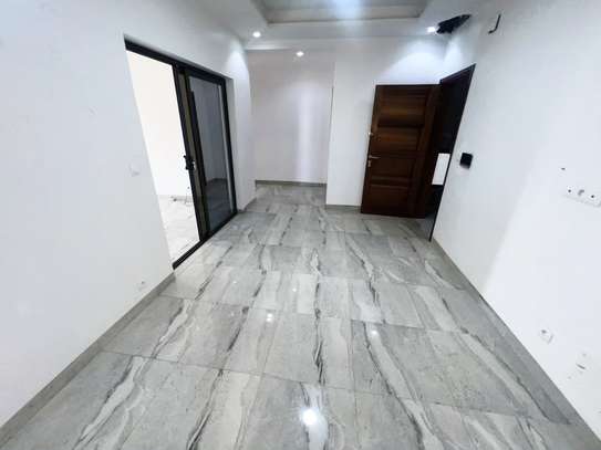 APPARTEMENT F3 HAUT STANDING A NGOR image 7