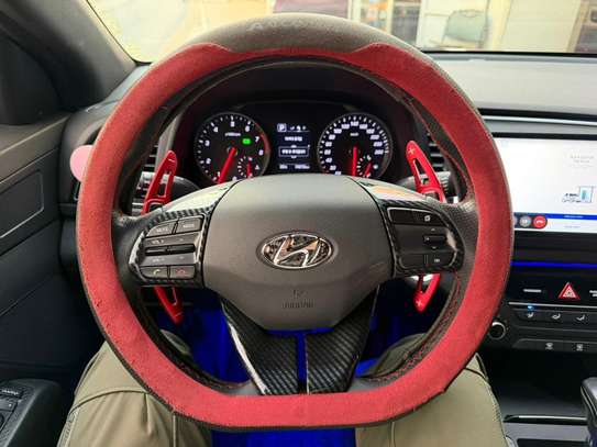 Hyundai avante 2017 à vendre image 6