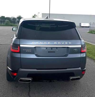 Range  sport image 2