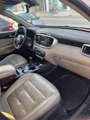 Kia image 10