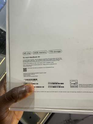 MacBook Air M5 15 Pouces Ram 24Go SSD 1To Neuf image 6
