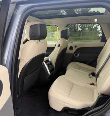 Range  sport image 7
