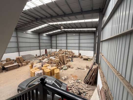 Hangar depot à Mariste image 8