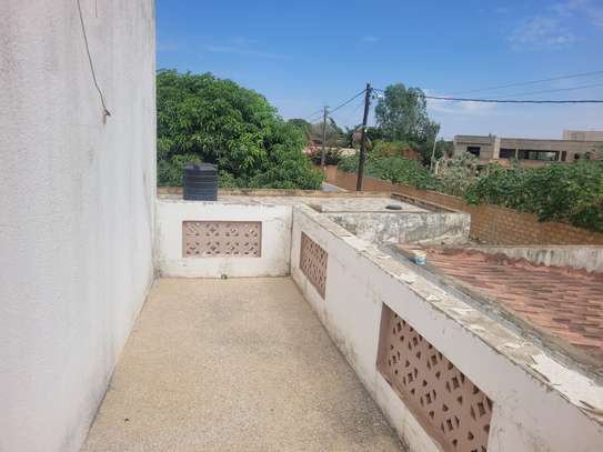 Villa à louer par mois image 15