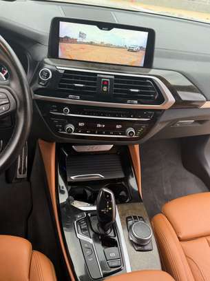 BMW X4 xDrive30i image 7