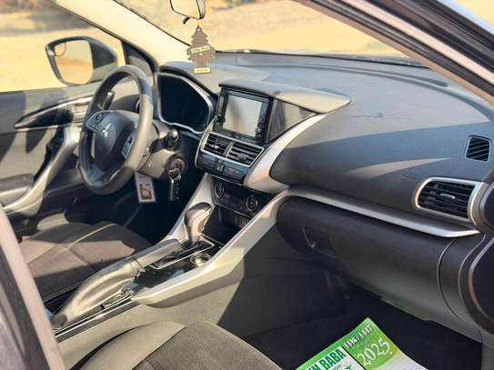 MITSUBISHI ECLIPSE CROSS   2019 image 7