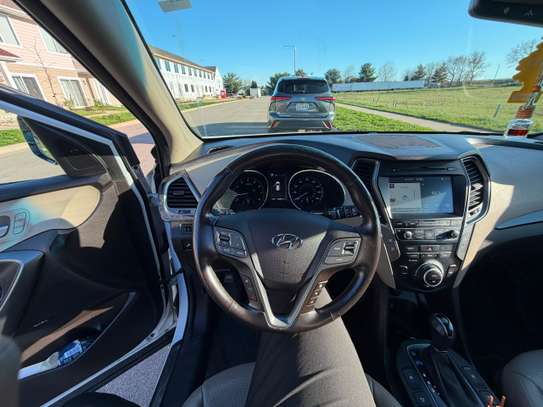 Hyundai Santafee Ultimate 2017 image 12