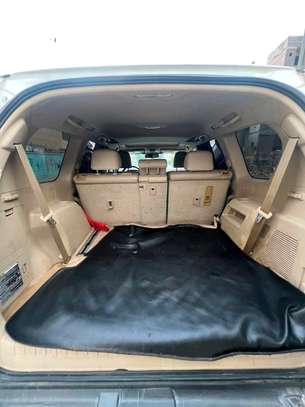 TOYOTA LAND CRUISER image 3