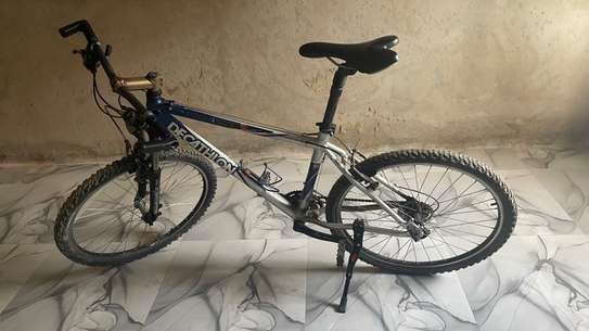 Decathlon VTT cadre standard bleu gris freins disque image 2