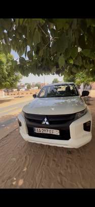 Pick up Mitsubishi L200 image 3