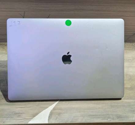 𝐌𝐀𝐂𝐁𝐎𝐎𝐊 𝐏𝐑𝐎 16” 🍎 image 2