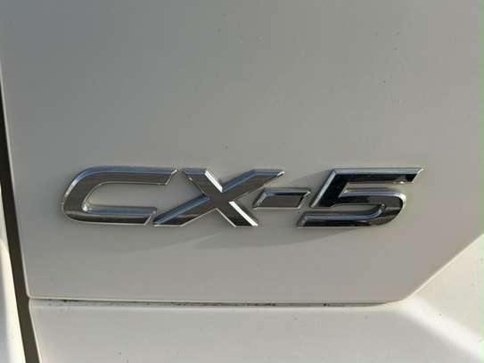 Mazda CX-5 2018 SUV Blanc fiable et élégant image 10