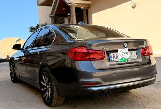 Location BMW Série 3 XDRIVE image 3