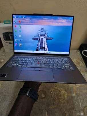 Lenovo Thinkpad X1 2-IN-1 image 3