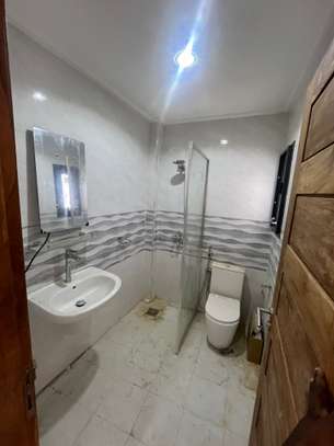 APPARTEMENT F4 NEUF DE HAUT STANDING À MBACKIYOUFAYE image 7