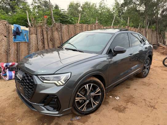AUDI Q3 2021 image 2