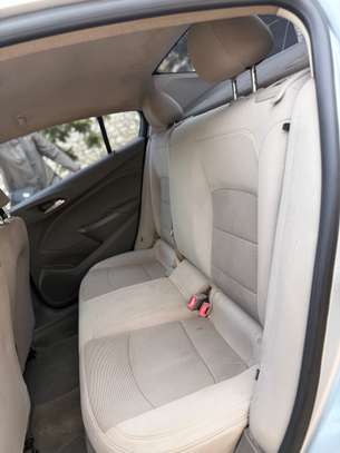 Chevrolet Cruz image 3